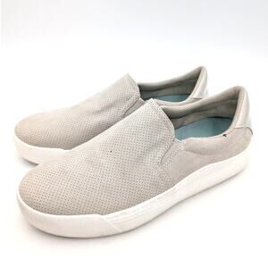 Dr. Scholl's Nova Slip-On Sneaker Shoes Women's Grey Microfiber Size US11M EU42